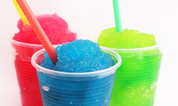 Slush Ice gibt es in diversen Farben und Geschmacksrichtungen
